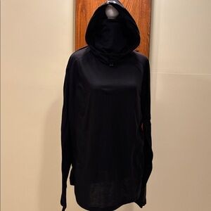 Under Armour Black Top - size XL